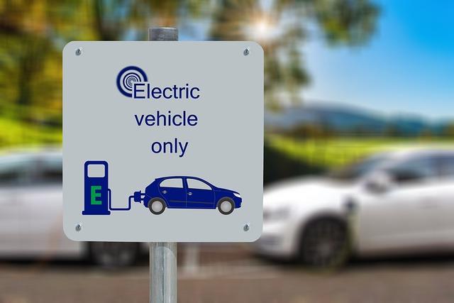 Unraveling electric vehicles: simplified insights into sustainable mobility.
